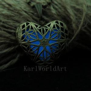 Blue The Heart Of Atlantis, Glowing Necklace ,..