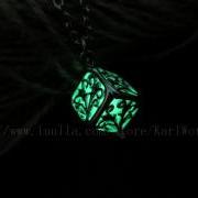 Free Shipping Green Wish tree Glowing Necklace , The tree of the Forest Glowing Necklace, Glowing Jewelry,Glow Pendant Necklace,Party necklace