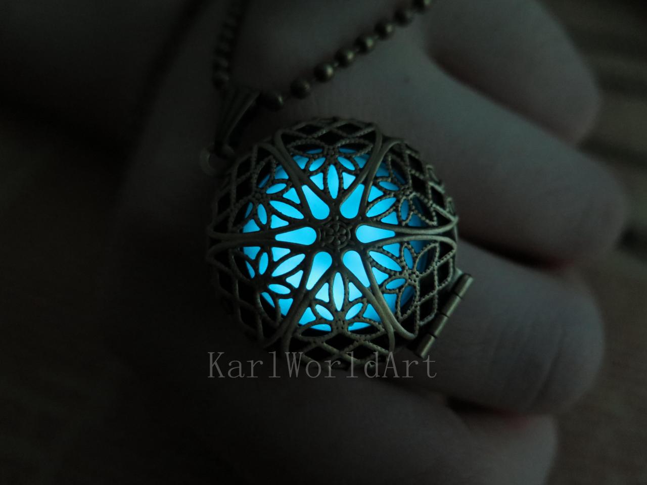 Shipping Glow In The Dark Cyan Necklace,glow Pendant Necklace